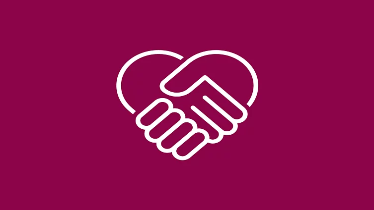 Icon Hands in the shape of a heart